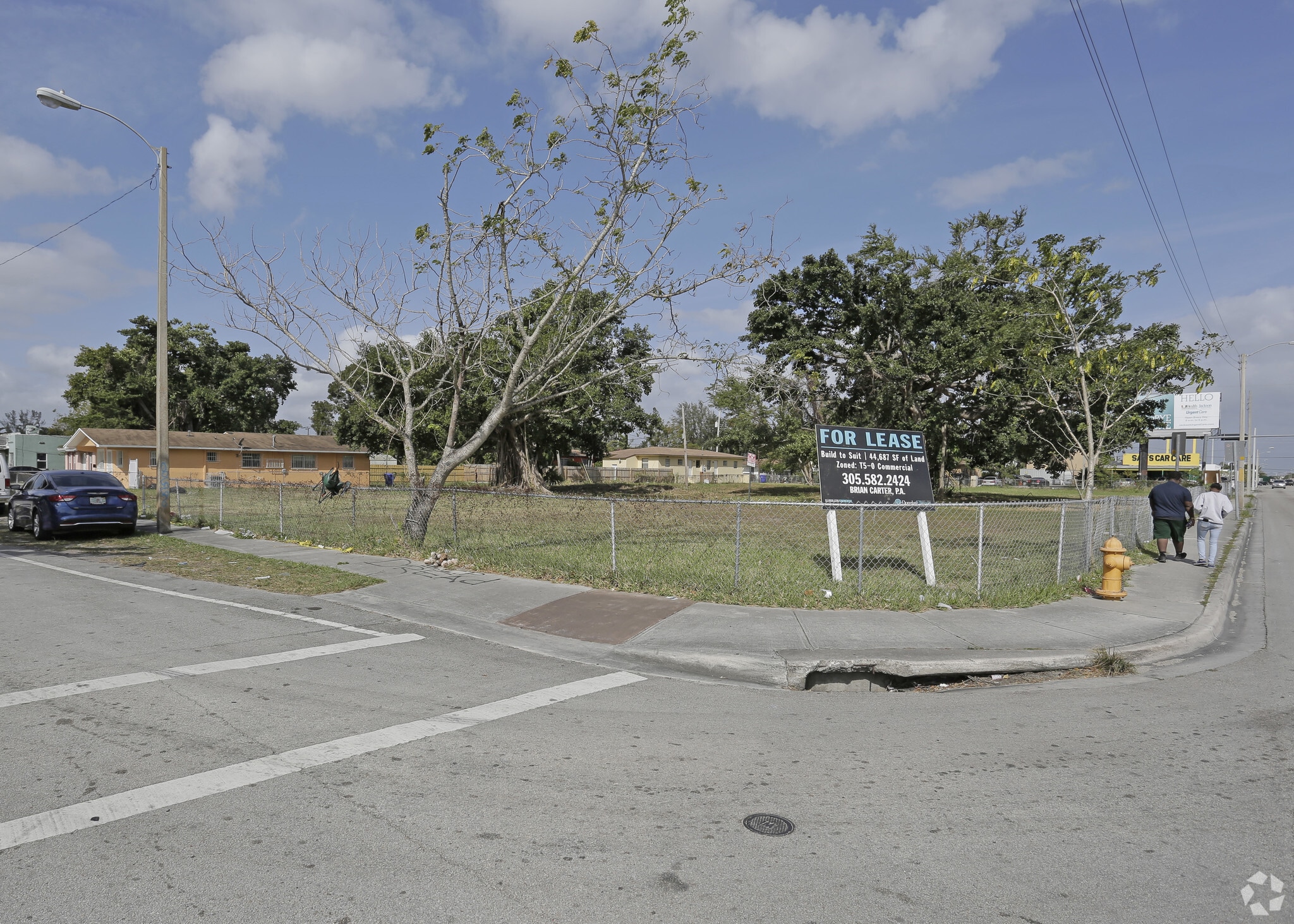 4900 NW 17th Ave, Miami, FL for lease Primary Photo- Image 1 of 14