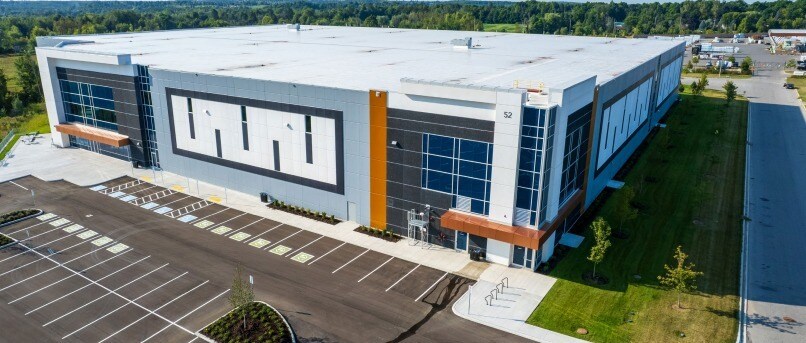 52 Futura Dr, Halton Hills, ON for lease - Building Photo - Image 2 of 11