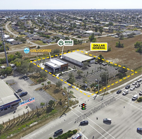 924 NE Pine Island Rd, Cape Coral, FL for sale - Building Photo - Image 1 of 11