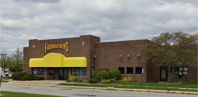 Plus de détails pour 300 Town Center Rd, Matteson, IL - Commerce de détail à vendre