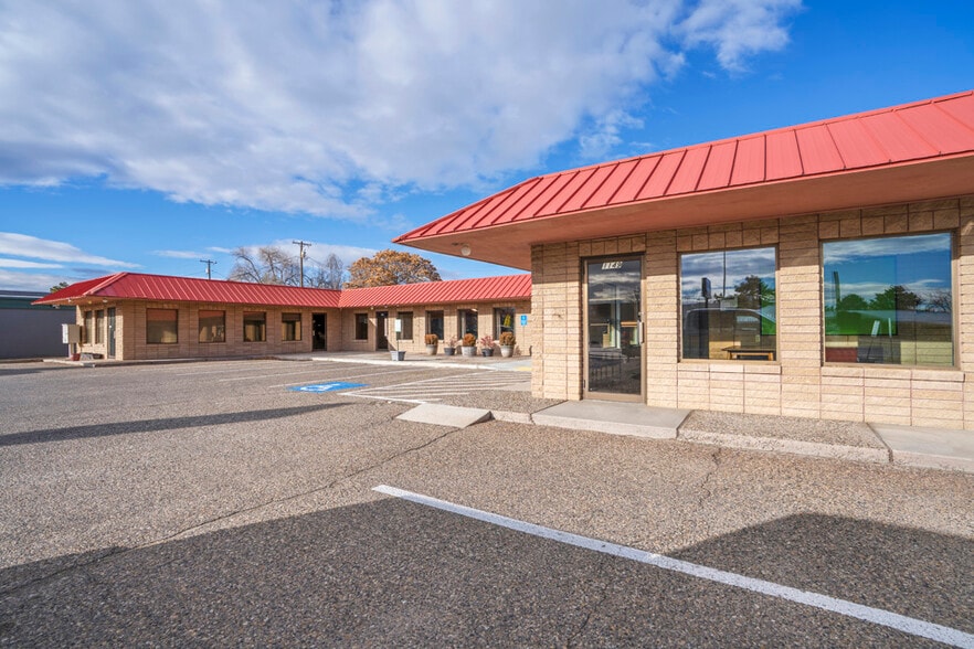 1149-1159 SW 4th Ave, Ontario, OR for sale - Building Photo - Image 3 of 45