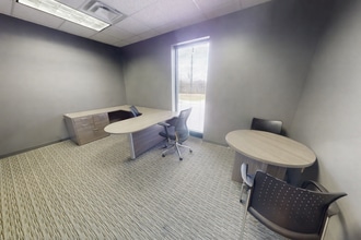 1500-1595 Eisenhower Pl, Ann Arbor, MI à louer Photo intérieure- Image 2 de 5