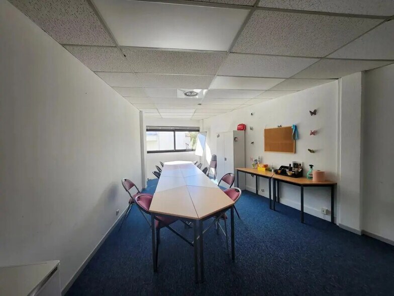 Office in Montpellier for lease - Interior Photo - Image 3 of 18