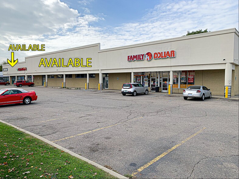 148-206 S Wayne Rd, Westland, MI à louer - Photo du bâtiment - Image 1 de 9