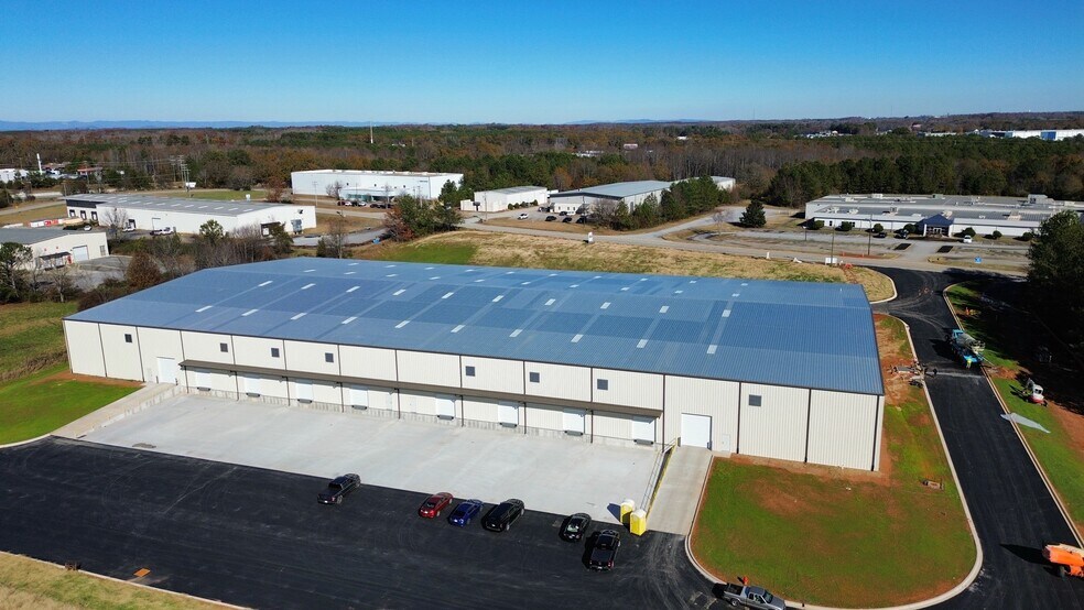 733 Hampton Rd, Williamston, SC à louer - Photo du bâtiment - Image 3 de 7
