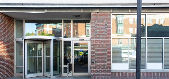 625 Massachusetts Ave, Cambridge, MA à louer - Photo du bâtiment - Image 3 de 5