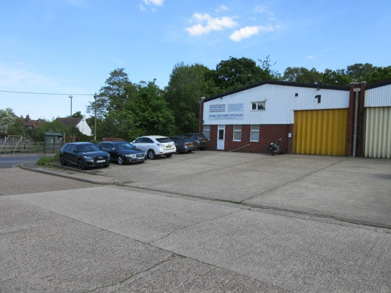 Natts Ln, Billingshurst for lease Building Photo- Image 1 of 3
