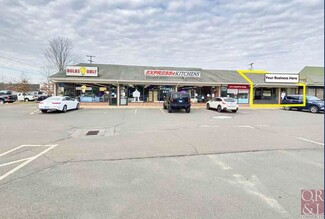 Plus de détails pour 954-966 Queen St, Southington, CT - Vente au détail à louer