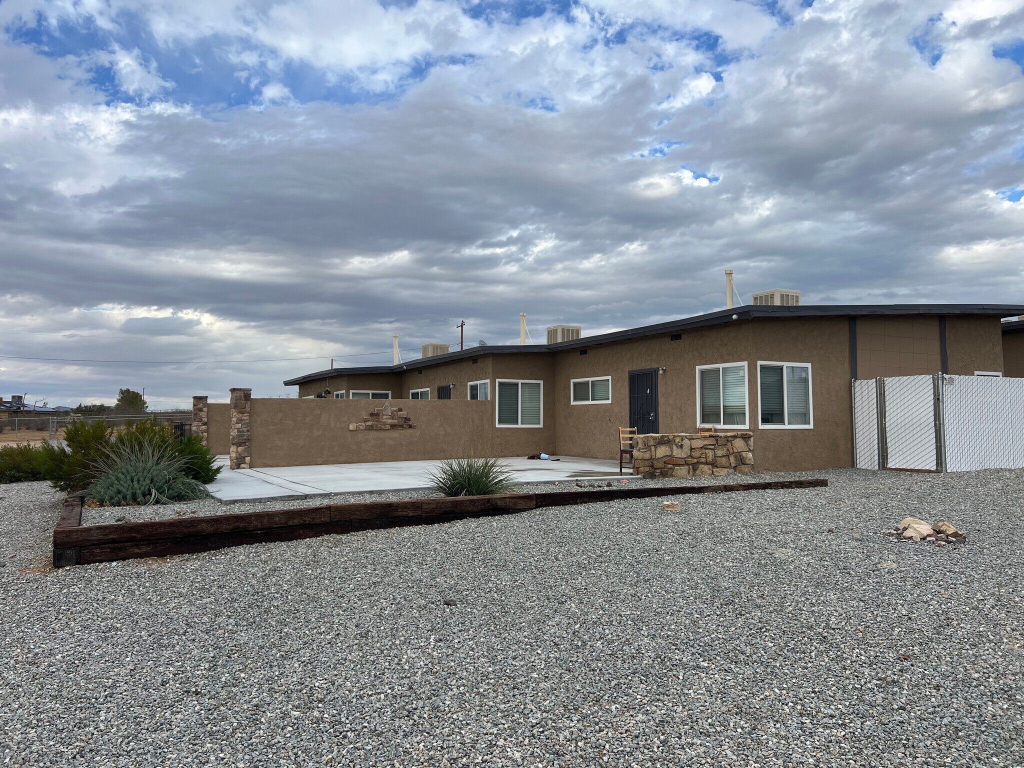 26650 Chipeta Rd, Apple Valley, CA for sale Primary Photo- Image 1 of 22