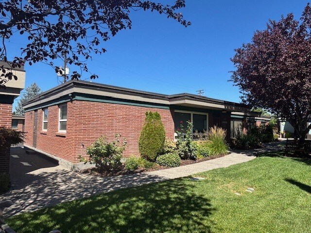 1111 W Spruce St, Yakima, WA à vendre Photo du bâtiment- Image 1 de 1