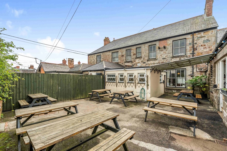 Market Jew St, Crowlas à vendre - Photo du bâtiment - Image 2 de 17