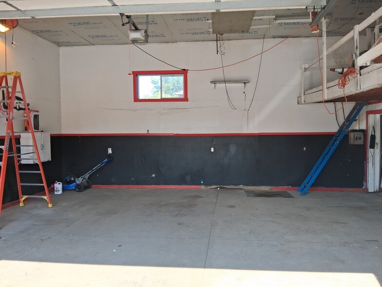 3853 S Park Ave, Buffalo, NY for lease - Interior Photo - Image 3 of 4