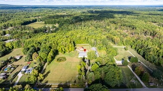 Plus de détails pour 6600 Vrooman Rd, Painesville, OH - Sports et divertissement à vendre