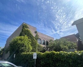 2227 NW 57th St, Seattle, WA à louer Photo du bâtiment- Image 2 de 3