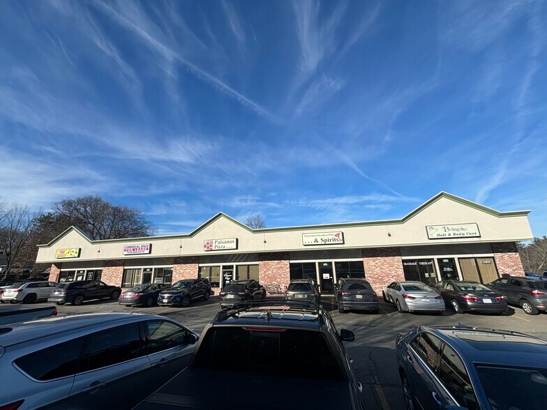 446-456 Lancaster St, Leominster, MA à louer - Photo du bâtiment - Image 2 de 2