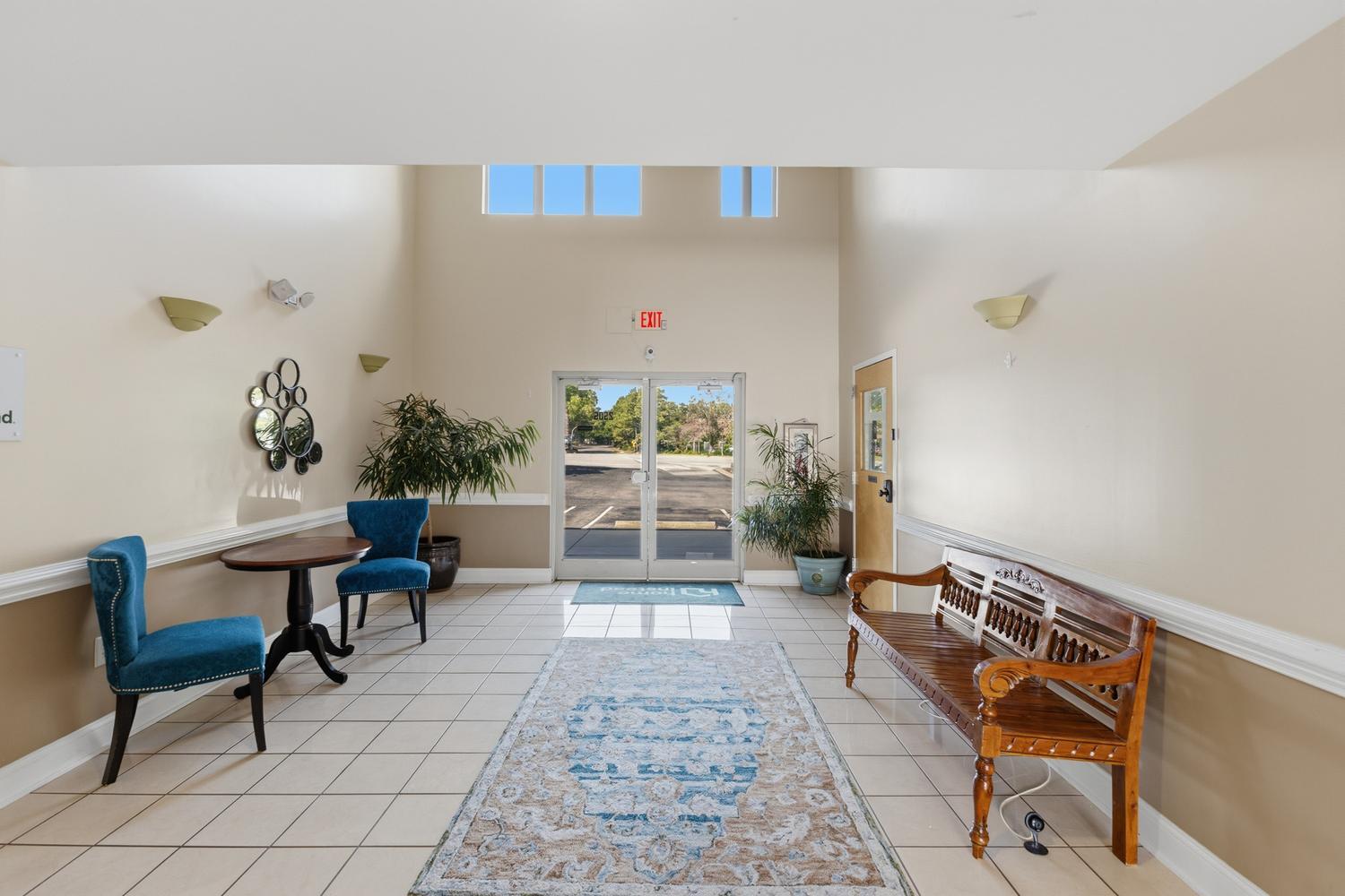 2505 S 17th St, Wilmington, NC for lease Lobby- Image 1 of 10