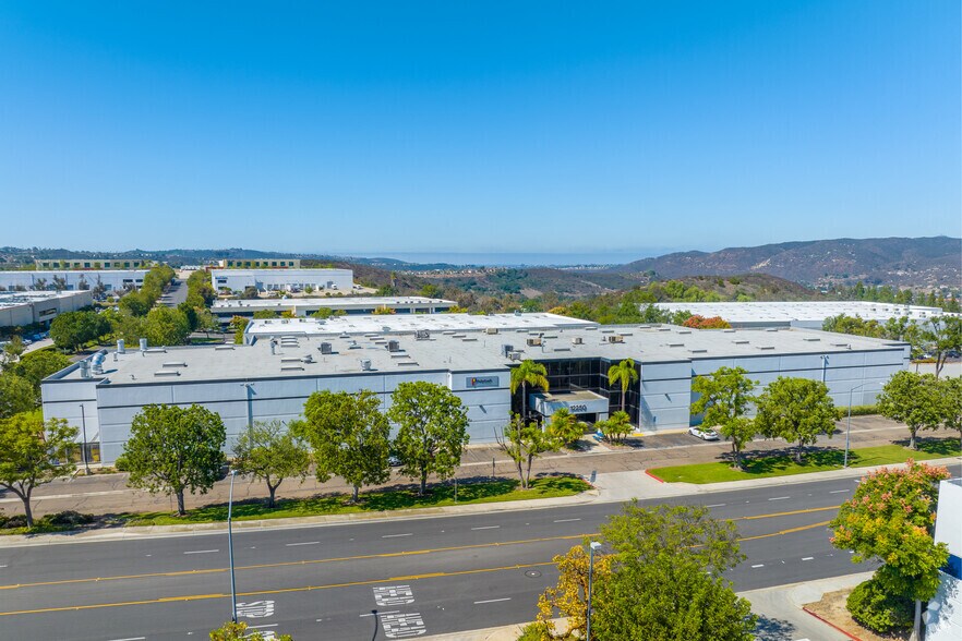 12250 Kirkham Rd, Poway, CA à louer - Photo du bâtiment - Image 3 de 4