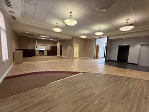 8200-8250 66th St N, Pinellas Park, FL for lease Interior Photo- Image 2 of 6