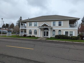 550 NW Third Ave, Canby, OR for lease Building Photo- Image 1 of 10