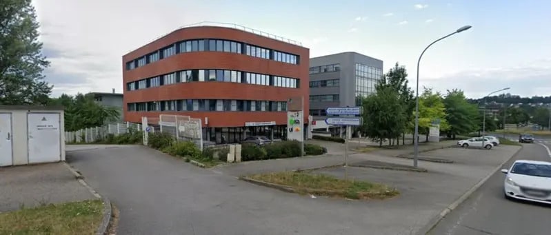 Office in Besançon for lease - Building Photo - Image 2 of 7