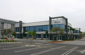 More details for 861-881 Parkview Dr N, El Segundo, CA - Office for Lease