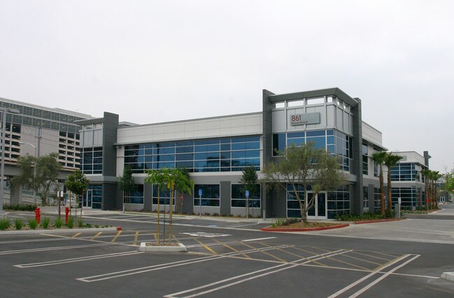 More details for 861-881 Parkview Dr N, El Segundo, CA - Office for Sale