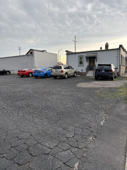 5832-40 S Packard Ave, Cudahy, WI for sale - Building Photo - Image 3 of 8