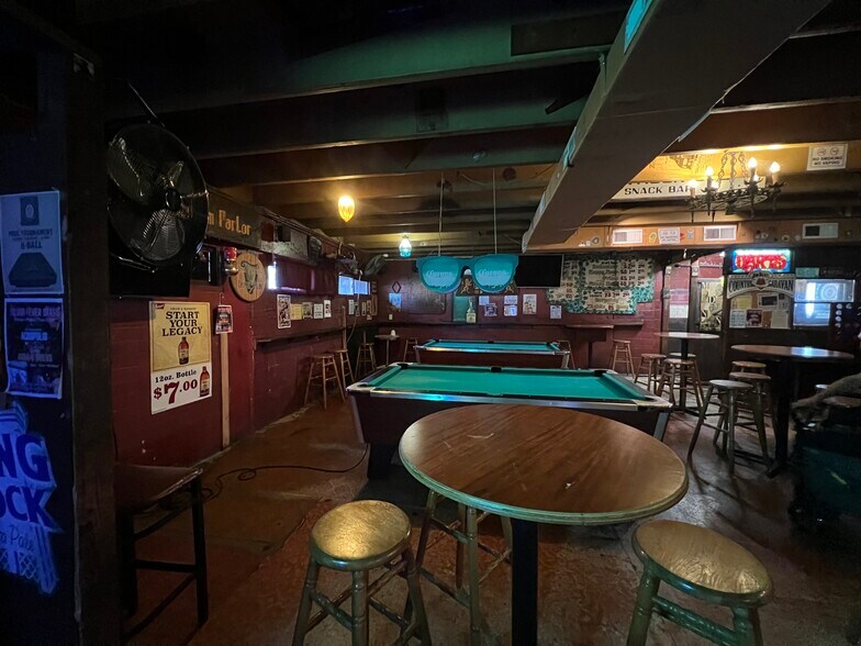 2440 S Beretania St, Honolulu, HI à louer - Photo intérieure - Image 3 de 7