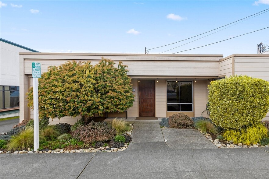 112 3rd Ave S, Edmonds, WA for lease - Building Photo - Image 2 of 13