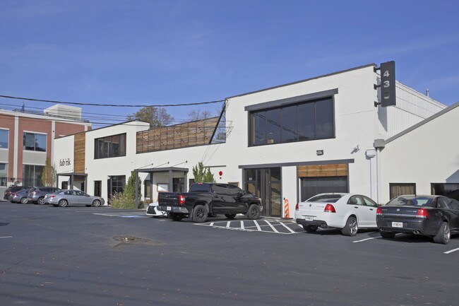 Plus de détails pour 433 Bishop St NW, Atlanta, GA - Local d'activités à louer