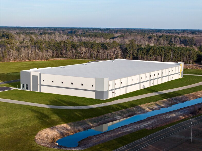 422 Commerce Park Dr, Conway, SC à louer - Photo du bâtiment - Image 2 de 5