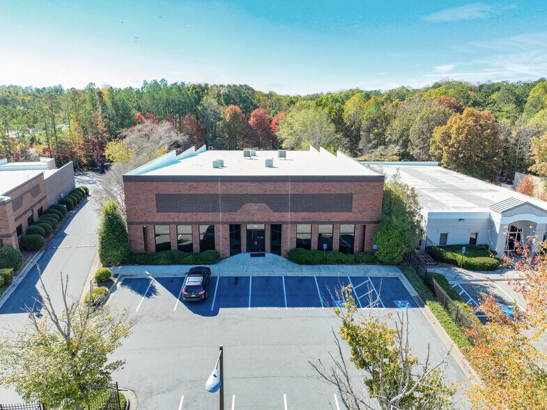 5080 Old Ellis Pt, Roswell, GA à vendre - Photo du bâtiment - Image 1 de 17