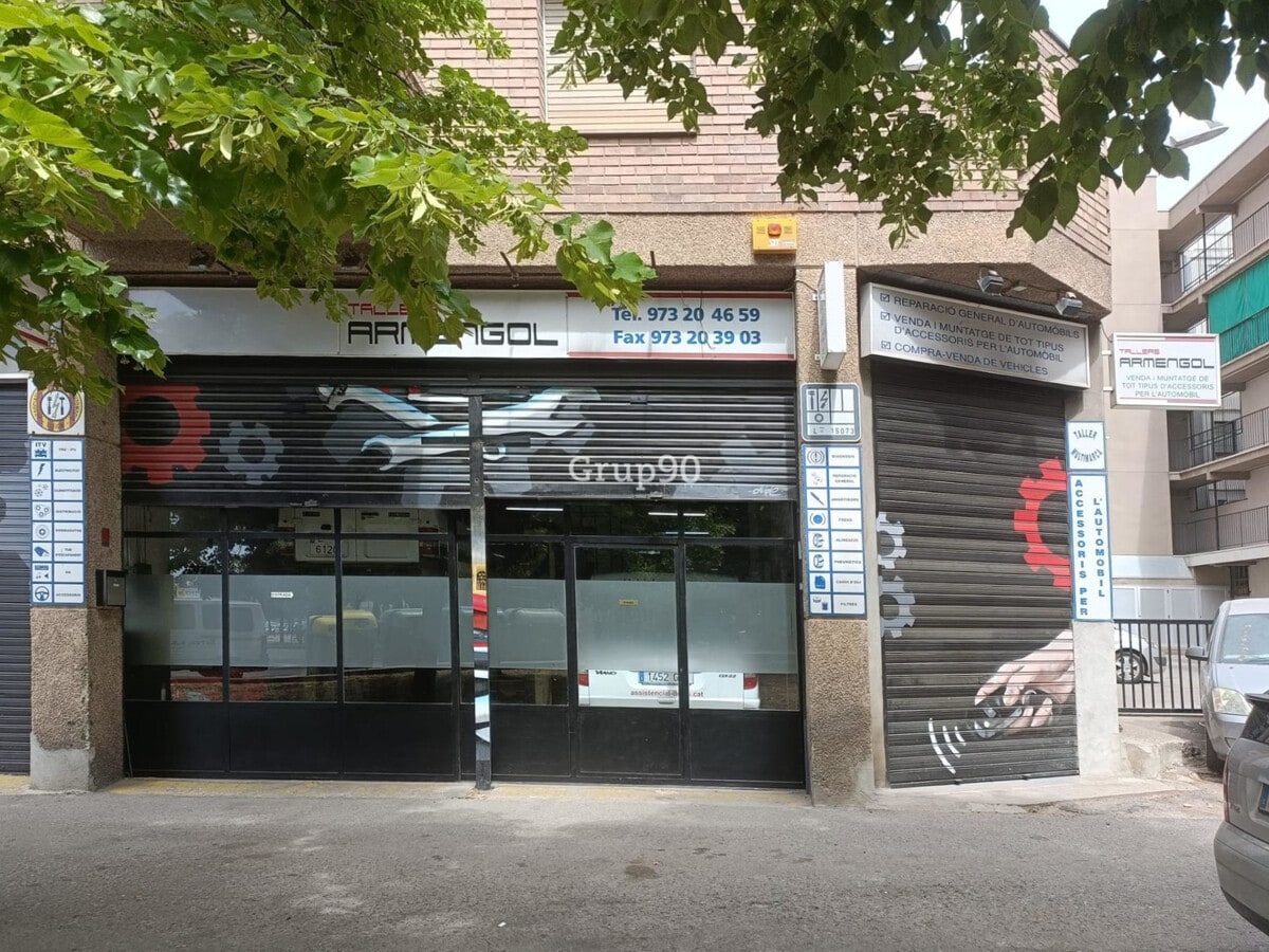 Lleida, LER 25001 - - - Interior Photo - Image 2 of 3