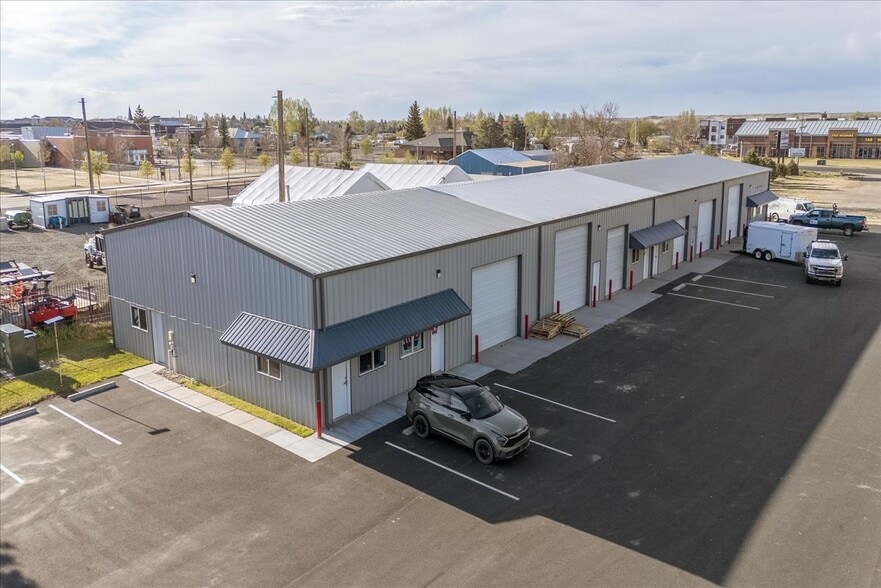 3505 Cheyenne St, Cheyenne, WY for lease - Primary Photo - Image 1 of 30