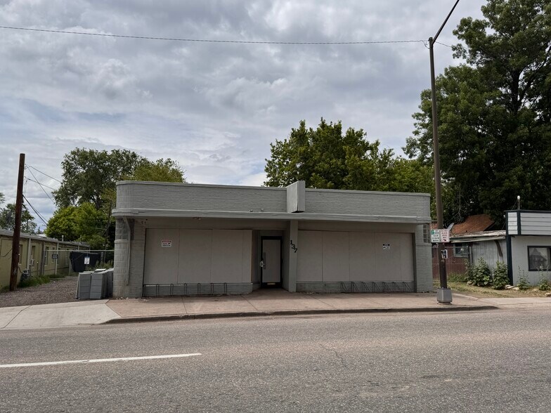 137 S Lincoln Ave, Loveland, CO à vendre - Photo du bâtiment - Image 1 de 11