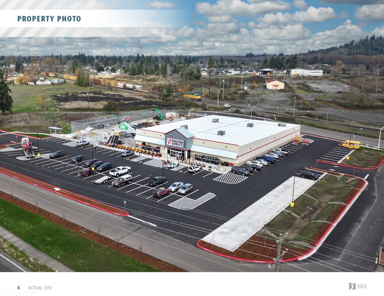 3296 Burdell Blvd, Lebanon, OR for sale - Building Photo - Image 3 of 9