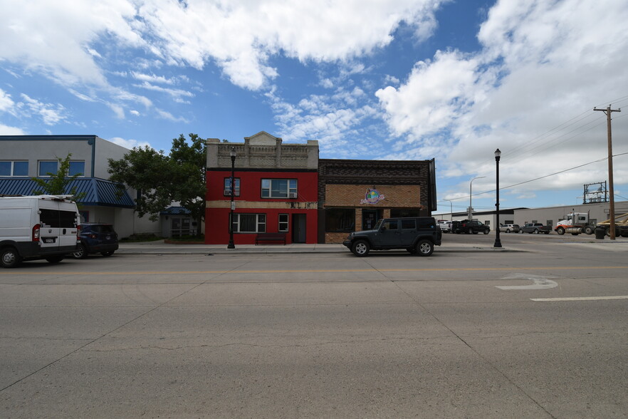 21-25 Main St, Williston, ND à vendre - Photo principale - Image 1 de 1