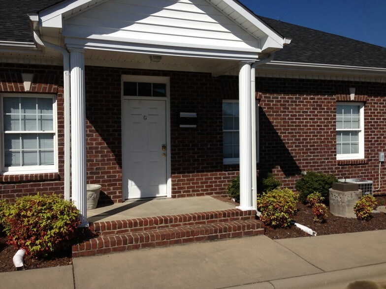 1566 Union Rd, Gastonia, NC à louer - Photo du bâtiment - Image 1 de 3