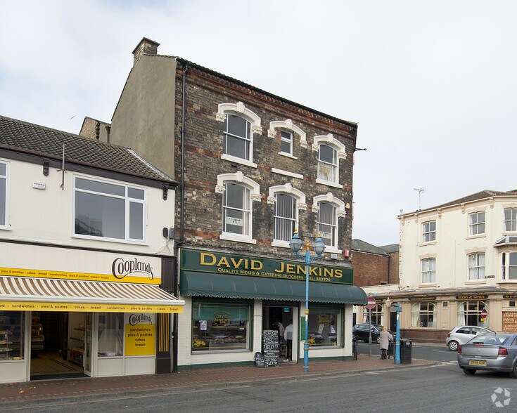 46 Nelson St, Grimsby à louer - Photo du bâtiment - Image 2 de 3