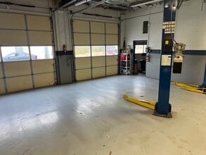 542 Lancaster Ave, Malvern, PA for lease Building Photo- Image 2 of 3