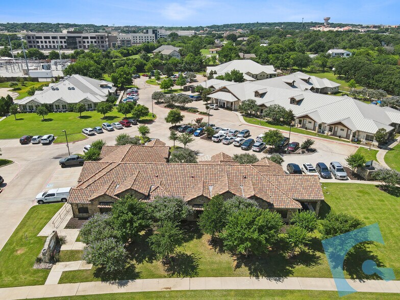 2011 E Kirkwood Blvd, Southlake, TX à louer - Photo du bâtiment - Image 2 de 18