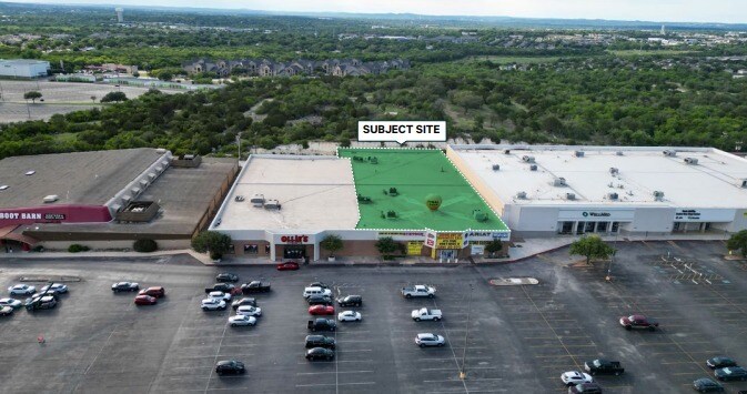 6161 NW Loop 410, San Antonio, TX à louer - Aérien - Image 2 de 5