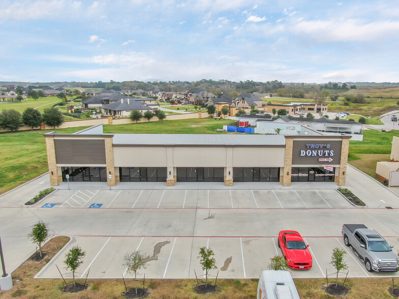 22453 W. Farm to Market 1097, Montgomery, TX for lease - Primary Photo - Image 1 of 23