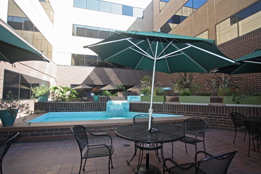 4221 Wilshire Blvd, Los Angeles, CA for lease - Building Photo - Image 2 of 45