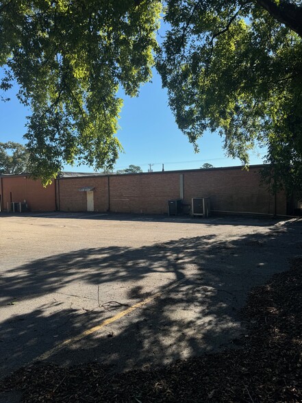 1716 South St, Nacogdoches, TX for sale - Building Photo - Image 3 of 10