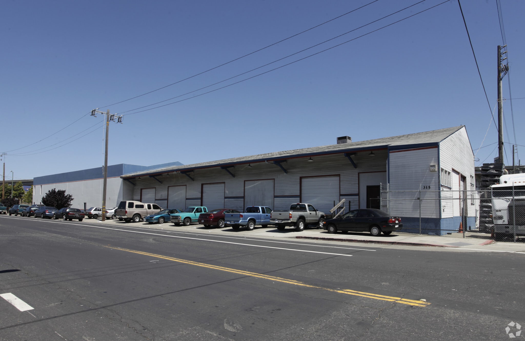 310 Union St, Oakland, CA for lease Primary Photo- Image 1 of 6