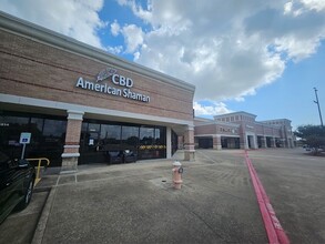 1400-1438 W Fairmont Pky, La Porte, TX for lease Building Photo- Image 1 of 4