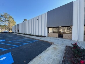 3225 Fortune Dr, Charleston, SC for lease Interior Photo- Image 2 of 3