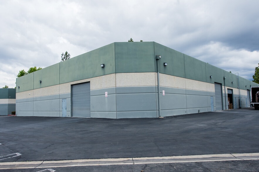 10291 Trademark St, Rancho Cucamonga, CA for lease - Building Photo - Image 3 of 23