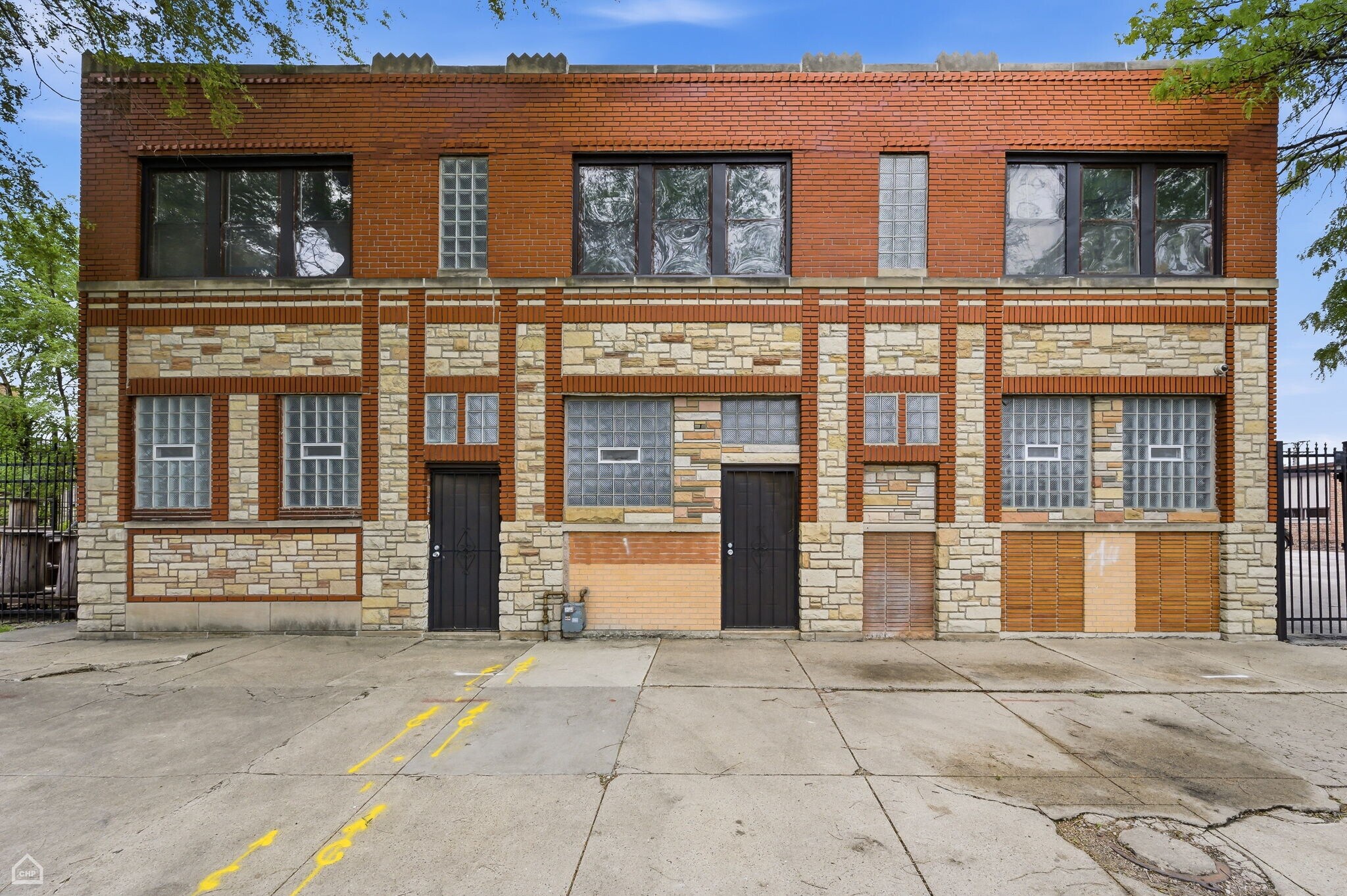 6200 S Oakley Ave, Chicago, IL à vendre Photo du bâtiment- Image 1 de 37